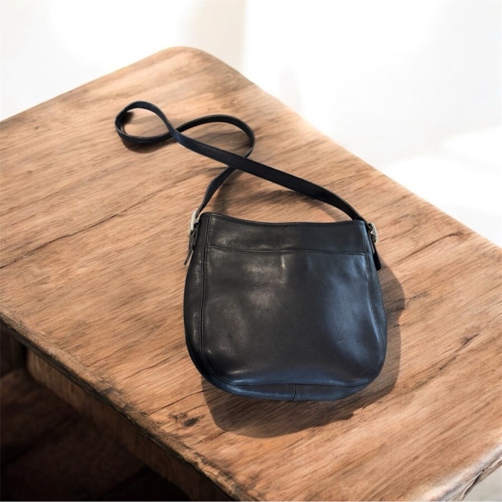 Vintage Coach Crossbody Black Leather Purse Y2K Chelsea Hobo